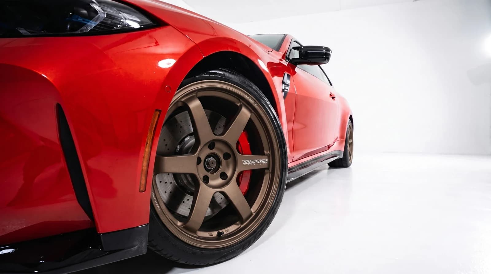 Customer car with the selected wheel